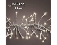 Cluster lights mit 1512 Lichtern in warm weiß 14m